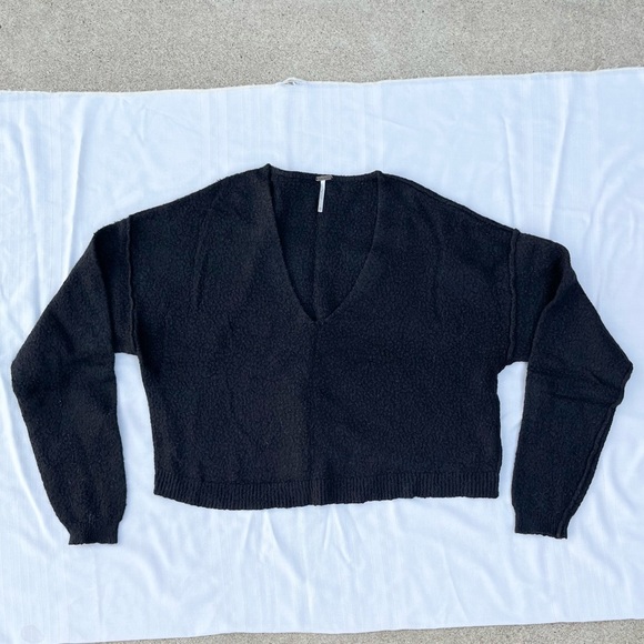 Free people black v neck sweater cropped XSmall - Picture 10 of 15